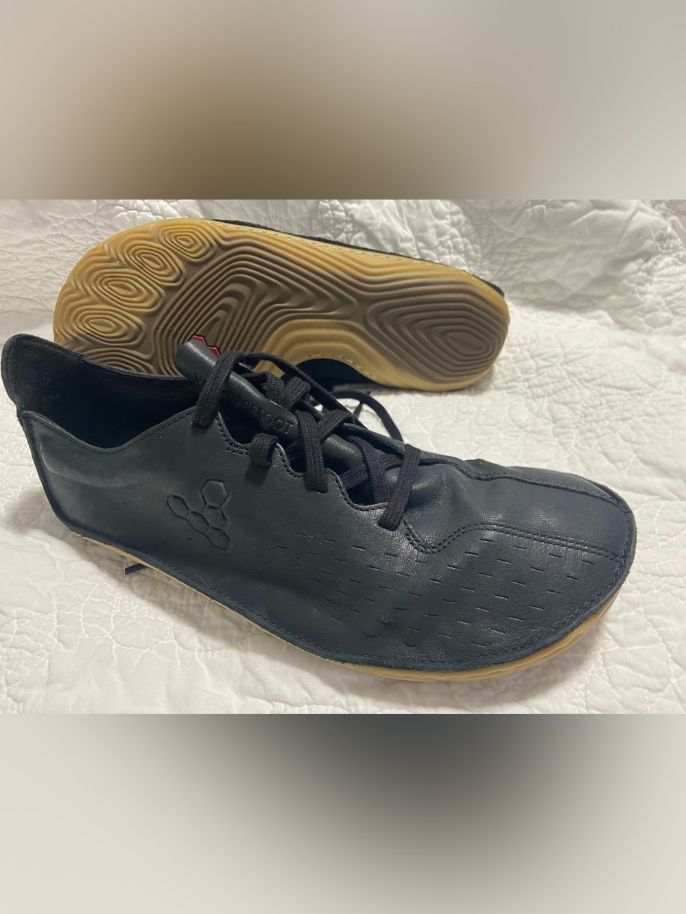 Vivo barefoot sensus size 10 43 Men’s Black Sneakers with 3 mm sole